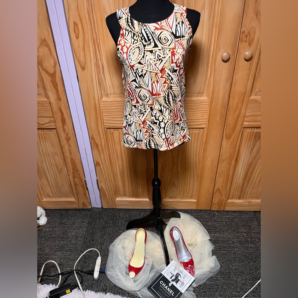 Cable & Gauge Abstract Patterned Sleeveless Top